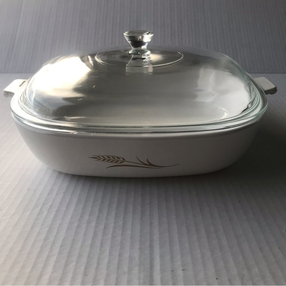 Vintage Corning Ware “Wheat” Casserole Dish With Lid 10” W-10-B - Picture 3 of 10